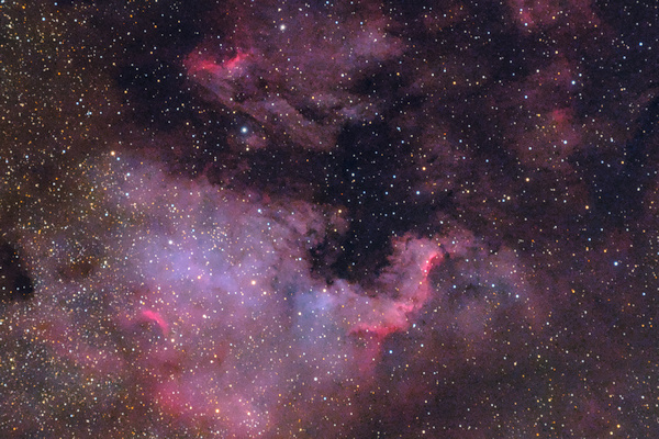 NGC7000 — Ameryka Północna i Deneb